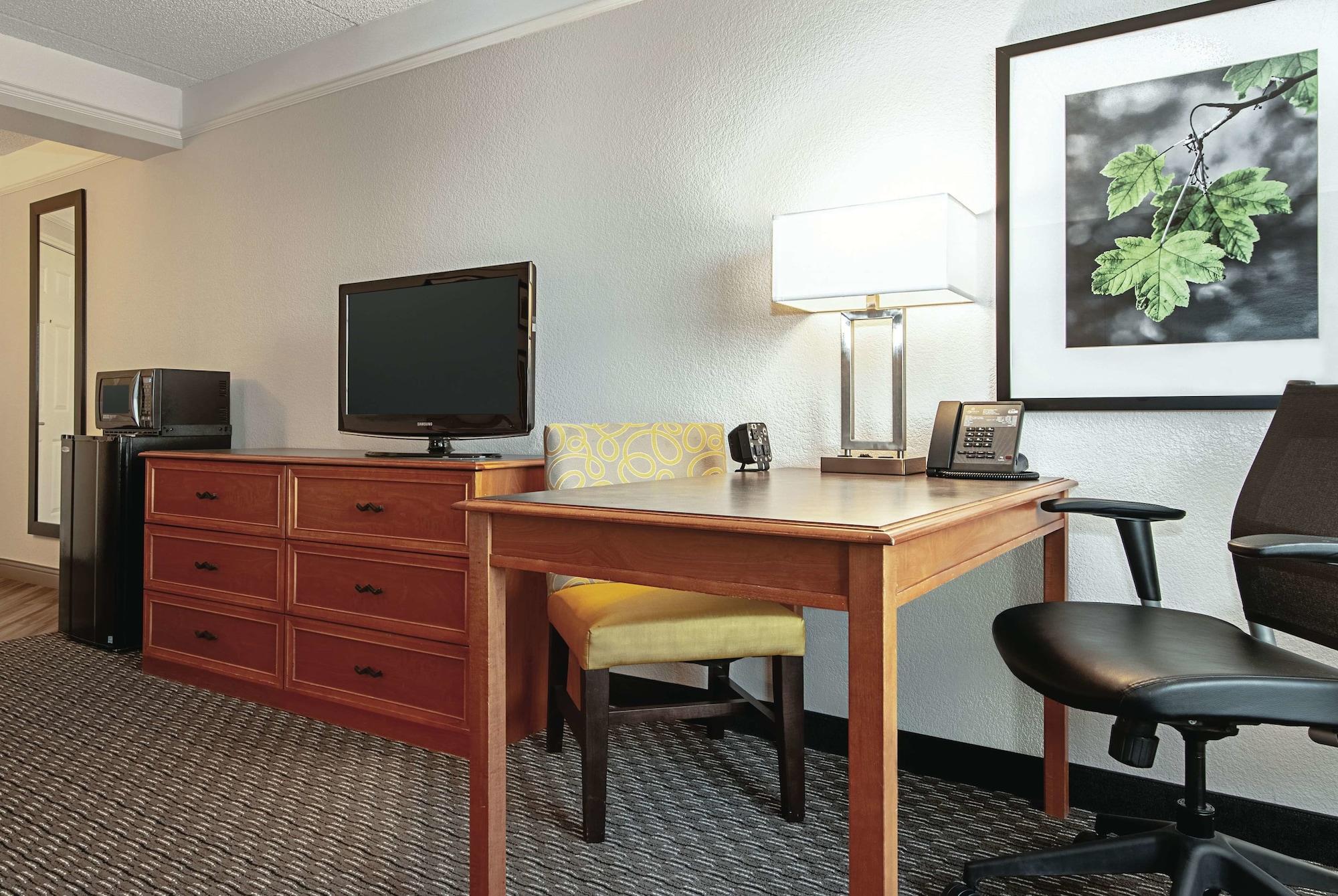 La Quinta Inn & Suites By Wyndham Ontario Airport Ngoại thất bức ảnh