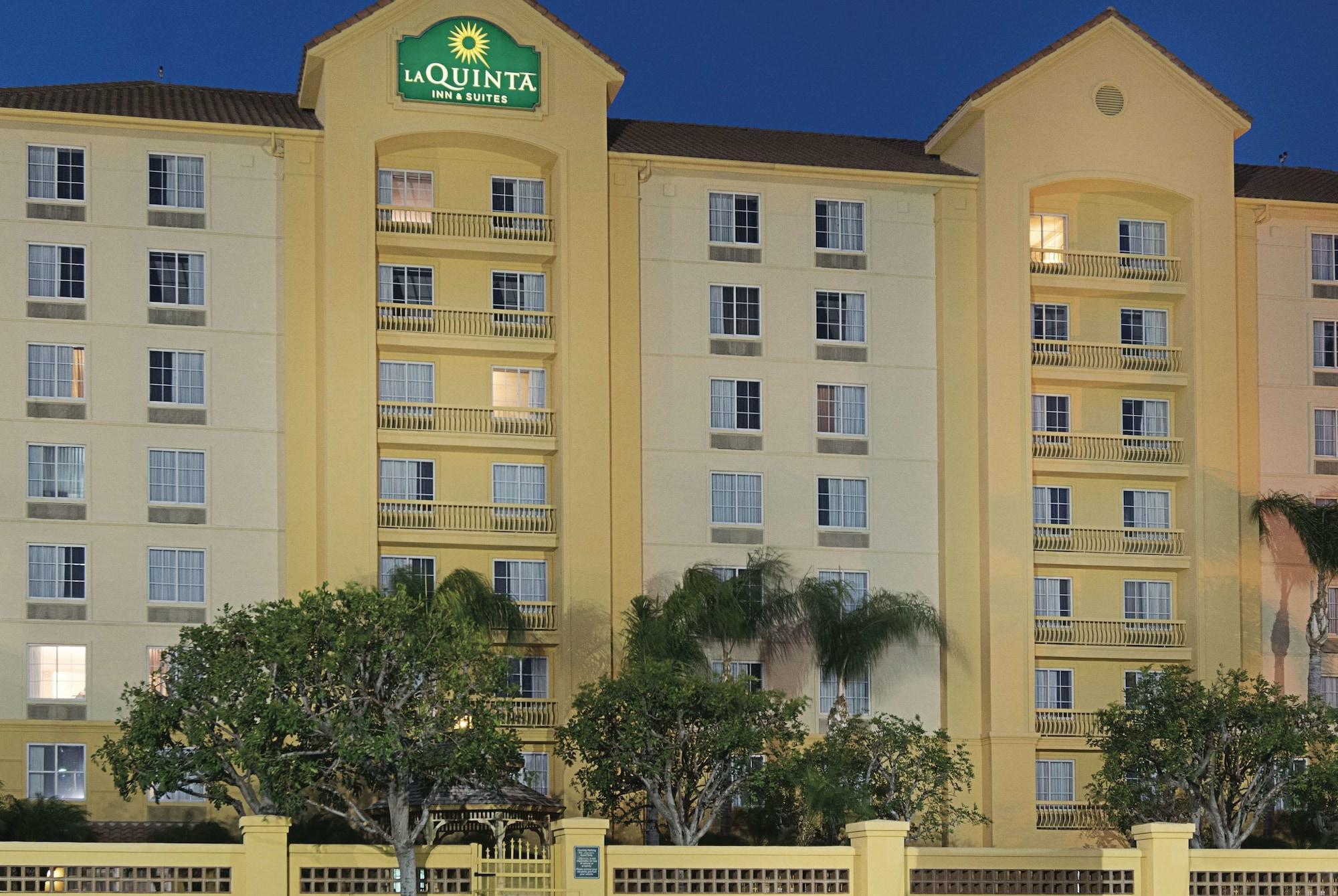La Quinta Inn & Suites By Wyndham Ontario Airport Ngoại thất bức ảnh