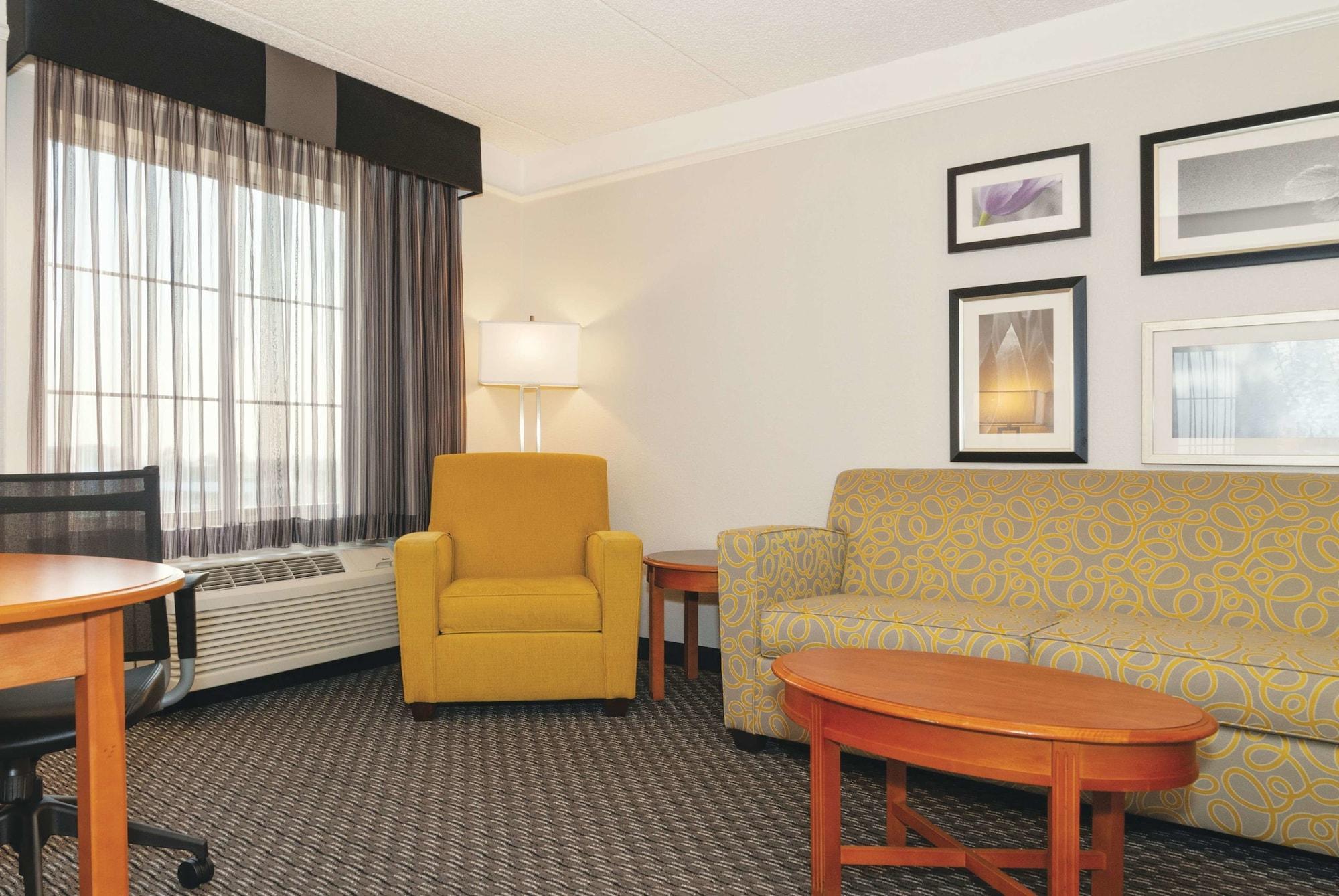 La Quinta Inn & Suites By Wyndham Ontario Airport Ngoại thất bức ảnh