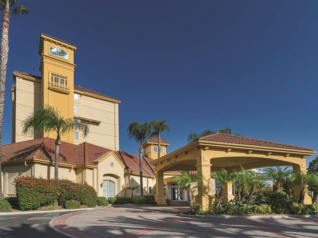 La Quinta Inn & Suites By Wyndham Ontario Airport Ngoại thất bức ảnh